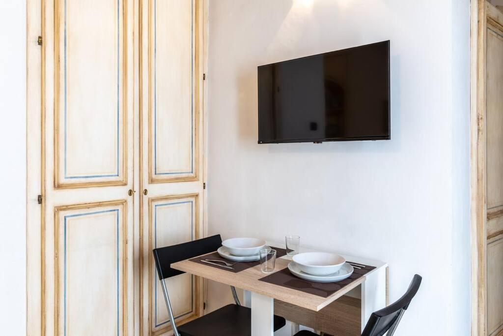 Colonne'S Nest - Cozy And Silent With Ac Apartment Milan Luaran gambar